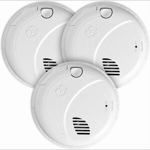 FIRST ALERT SMOKE ALARM 3-PACK Battery Backup & Voice Alerts SM100V-AC UNUSED !!